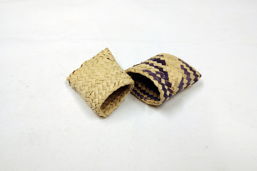 Astuccio in paglia - Per anelli, Paglia colorata
