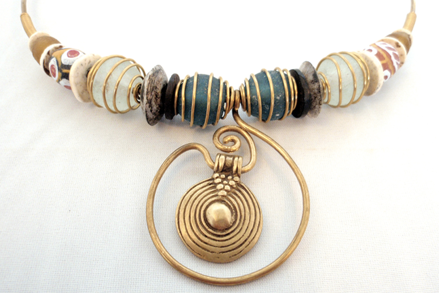 chocker con ciondolo8
