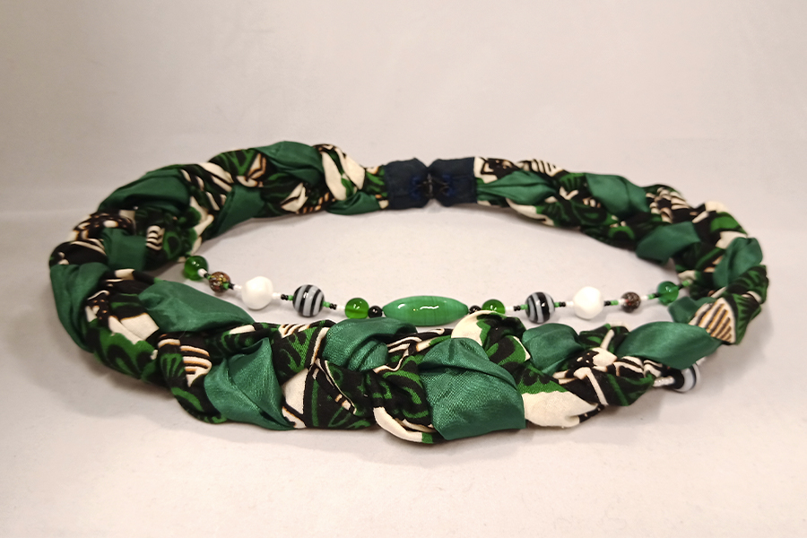 collana mono verde